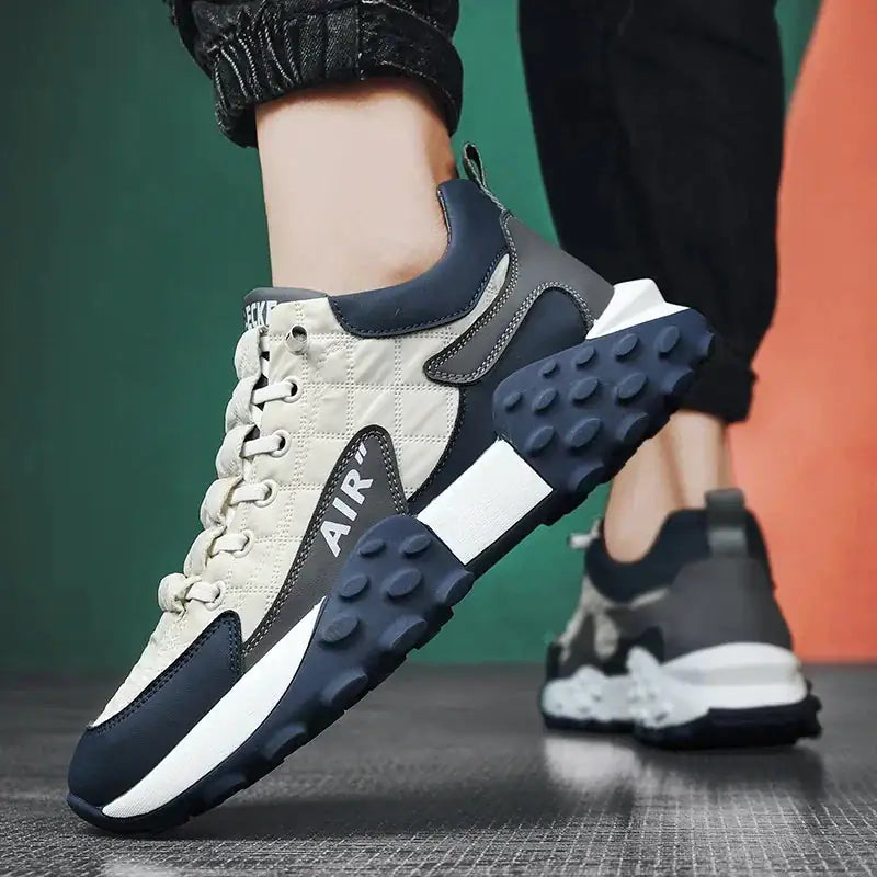 Men Luxury Casual Sneakers / trainers